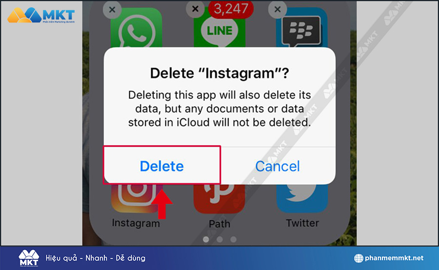 Xóa ứng dụng Instagram trên iPhone, vào App Store để tải lại ứng dụng